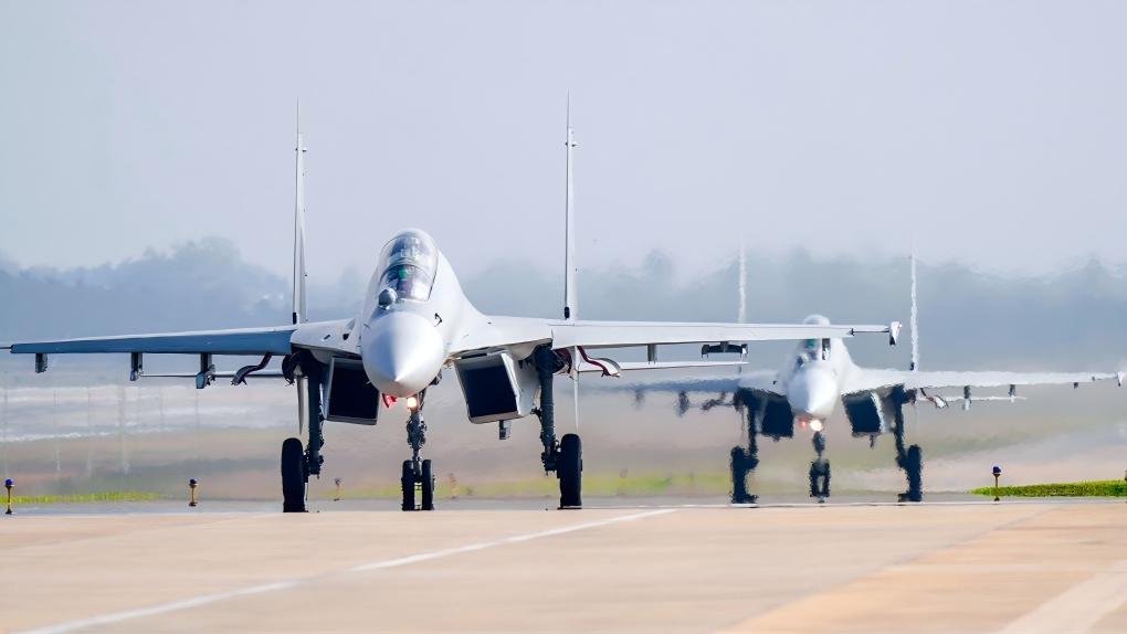 J-16 fighter jets in training exercise