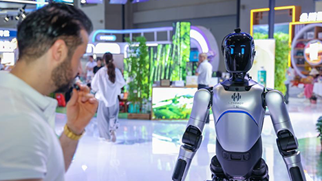 AI boosts manufacturing in China's Chongqing