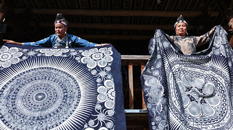 Miao wax dyeing empowers rural revitalization in SW China's Guizhou