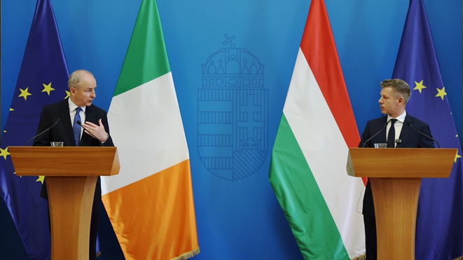 Hungary greenlights Ukraine's EU accession negotiations after minority rights progress