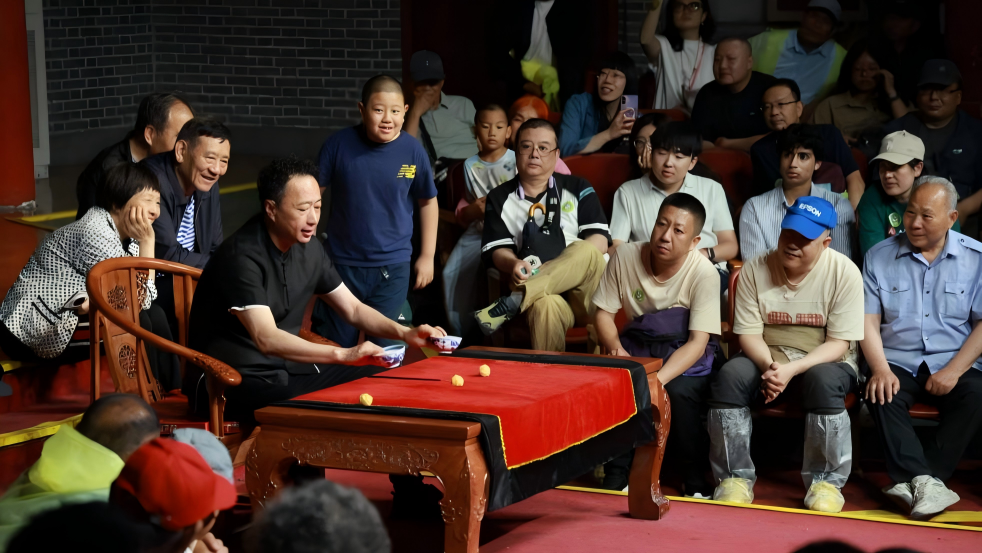 China's Wuqiao County develops rich acrobatic tradition