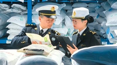 Bozhou promotes exports of Chinese medicinal herbs
