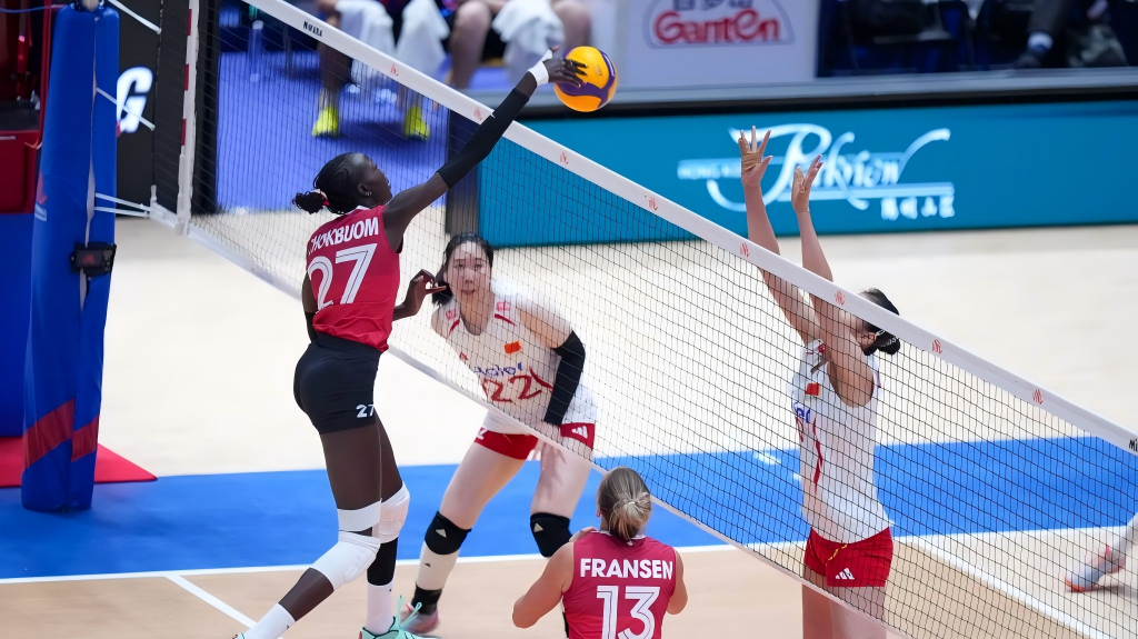 Canada edges China in five-set women's VNL thriller
