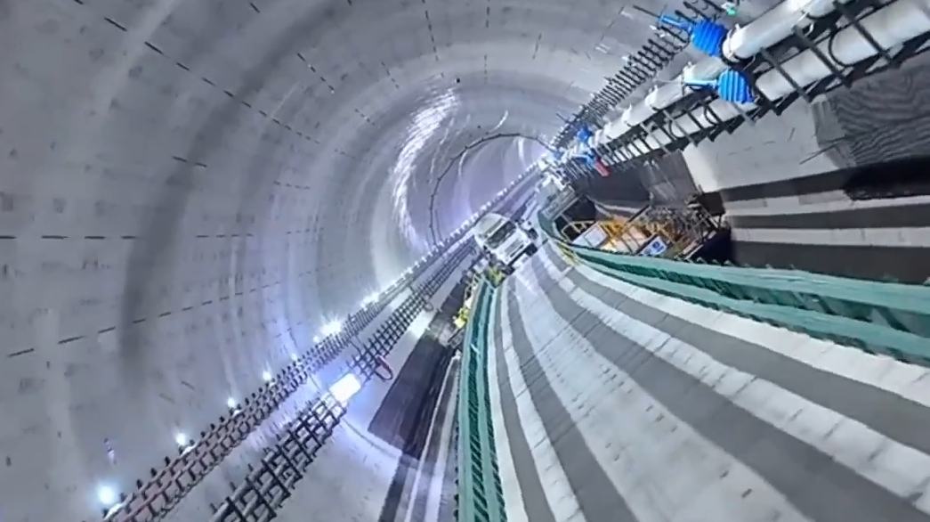 World's longest undersea highway tunnel completes main shield tunneling in E China