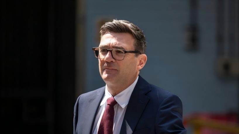 Andy Burnham takes office as British PM, unveils new cabinet