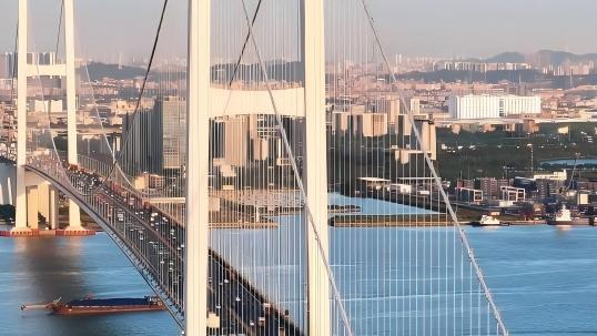 Nansha Bridge: a key link across the Pearl River estuary