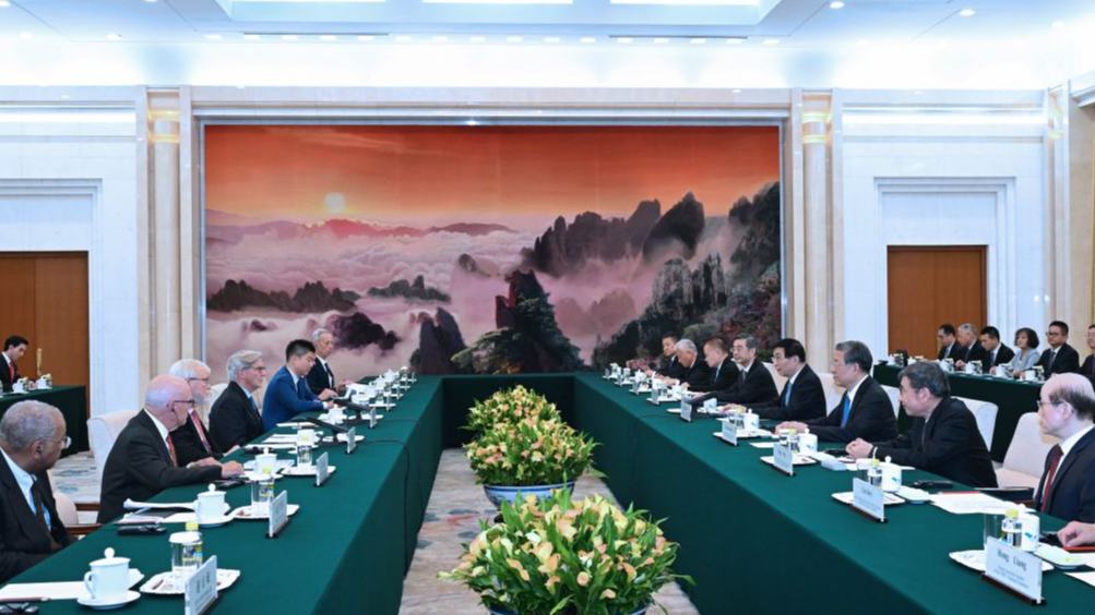China's top political advisor meets U.S. delegates attending third China-U.S. Track 1.5 Dialogue