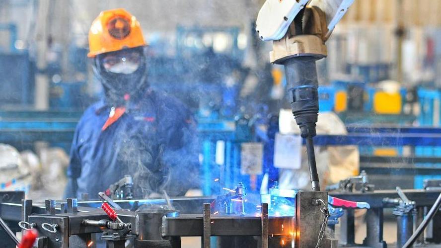 China's August PMI signals improved sentiment, steady new momentum