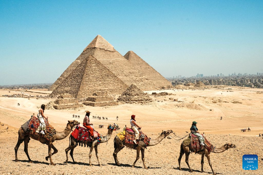 Egypt showcases blend of ancient, modern civilizations