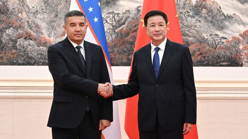 China's police chief meets with Lao, Uzbekistani officials