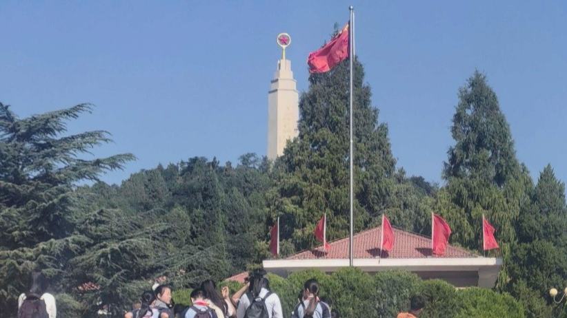 Red tourism boosts rural revitalization in Hebei's Pingshan county