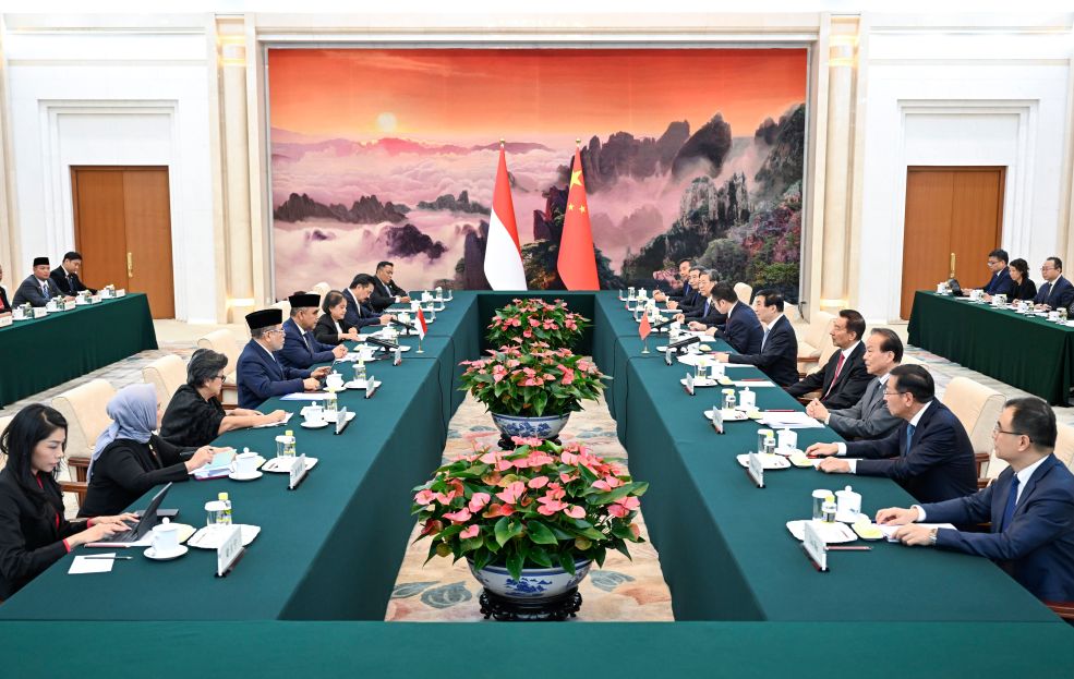 China's top political advisor meets Indonesian People's Consultative Assembly speaker