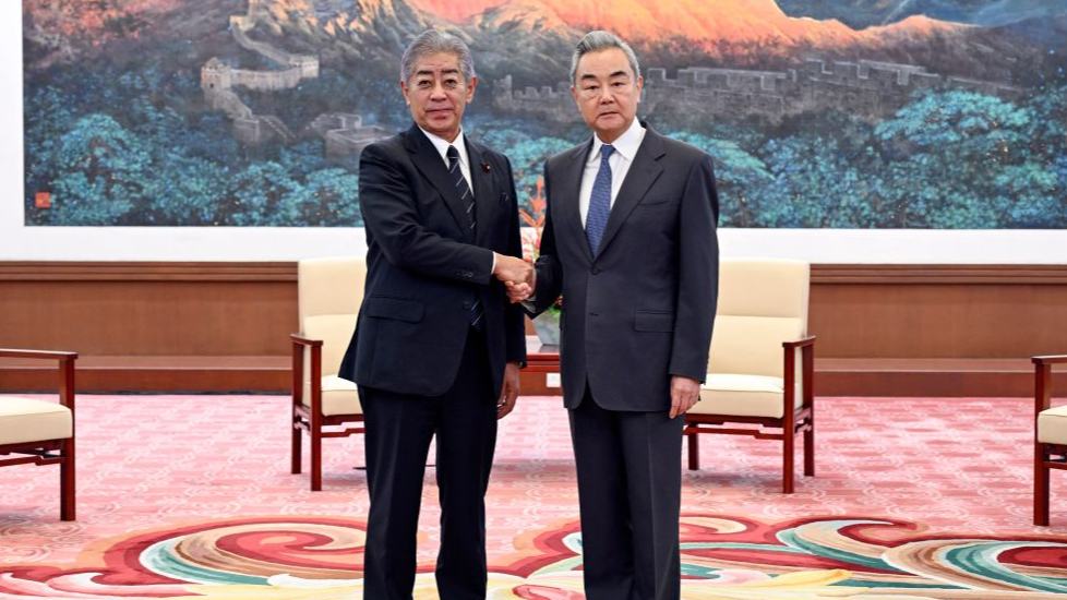 China's top diplomat urges Japan to correct erroneous words, deeds of its leaders on Taiwan question