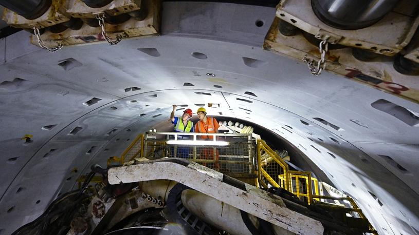 China's longest undersea highway tunnel completes shield tunneling
