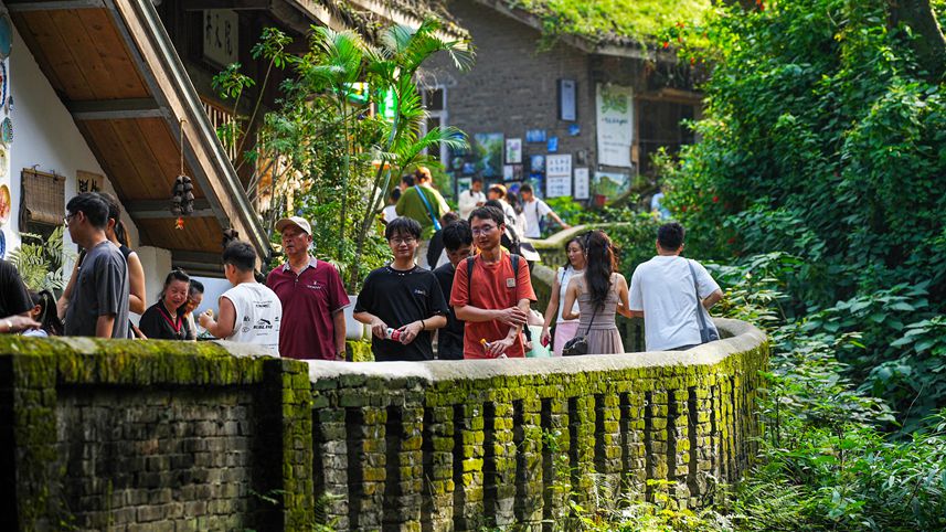 National Day holiday sees cultural, tourism boom across China