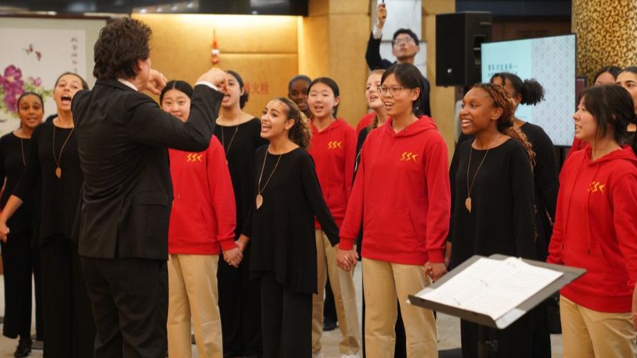 Chinese, U.S. youth choirs hold joint concert in New York