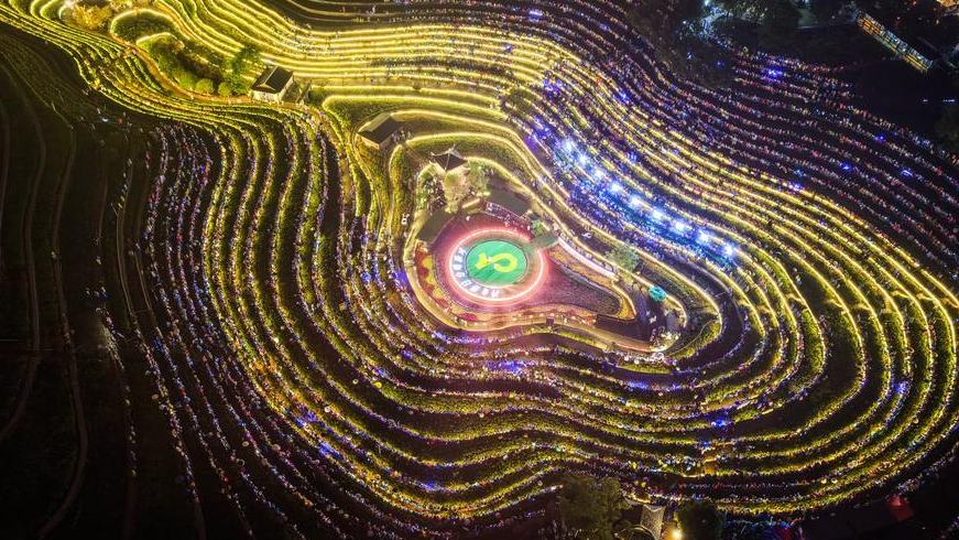 When terraces become stage, music brings new rhythm to tourism trends