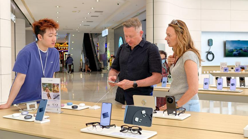 "China Haul" reflects growing appeal of shopping in China