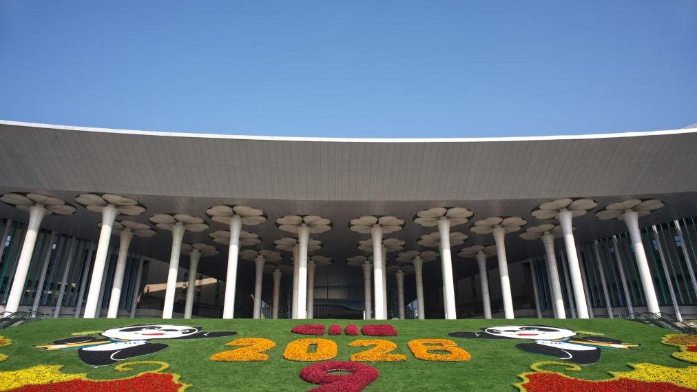 Preparations in full swing for 9th CIIE