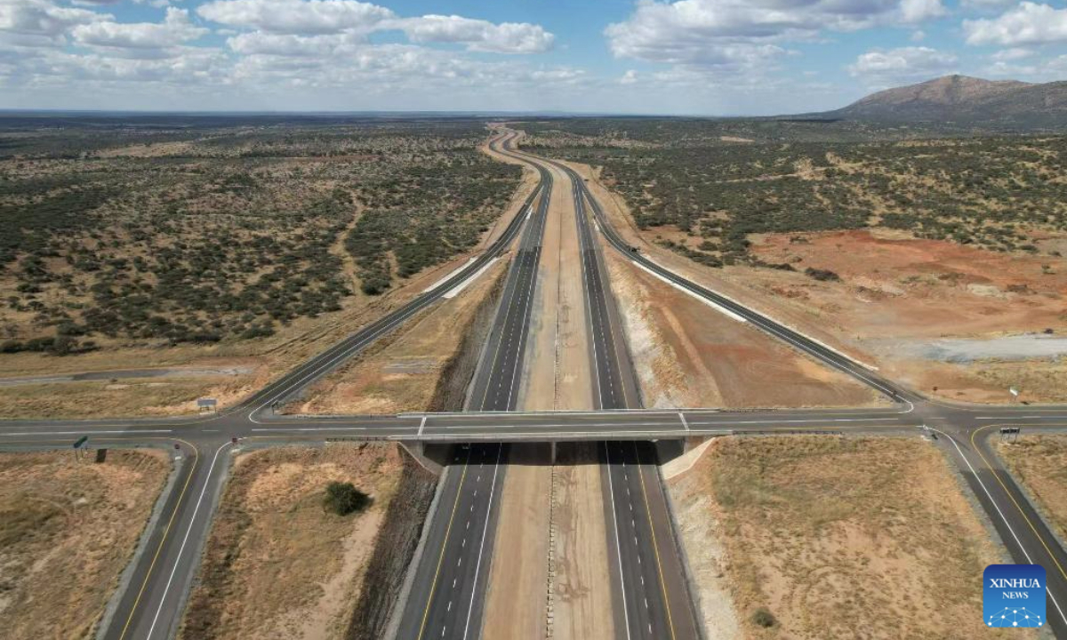 Drone photo taken on May 25, 2025 shows the Chinese-aided Dr. Hage G. Geingob Freeway, a 21.3-kilometer four-lane dual carriageway linking downtown Windhoek and Hosea Kutako International Airport in Namibia. Namibia officially inaugurated the Dr. Hage G. Geingob Freeway on Monday in the capital, Windhoek, marking the completion of a landmark infrastructure project set to transform regional transport and boost economic development. (Zhong Mei Engineering Group/Handout via Xinhua)